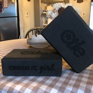 Black Yoga Block Set